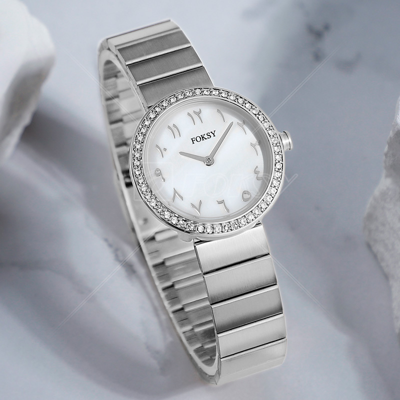 Custom Arabic Numerals Stainless Steel Round Dial With Diamonds Ladies Watch Manufacturer