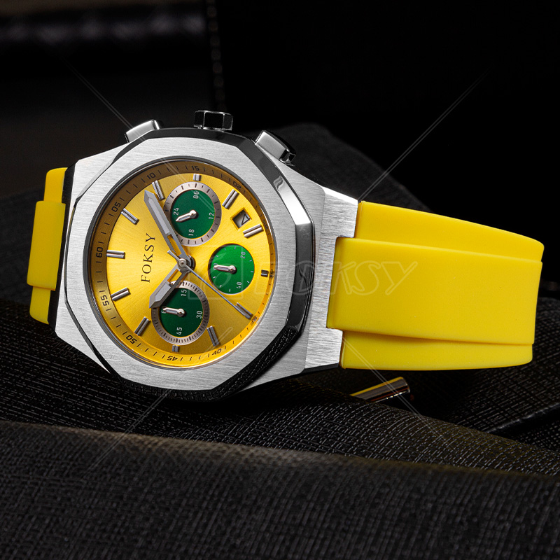 Custom Men Fashion Silicone Strap Three-Pin Quartz Chronograph Watch With calendar