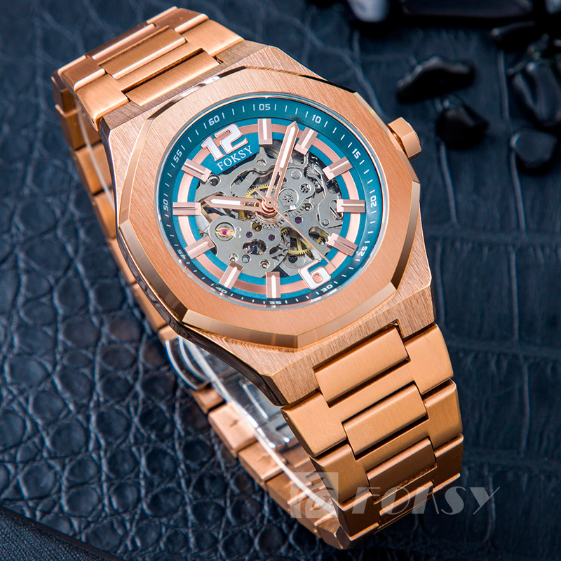 luxury quartz watch