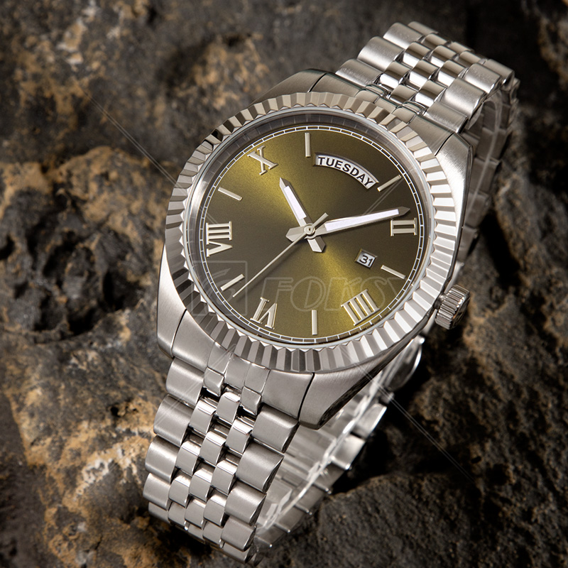 classic quartz watch