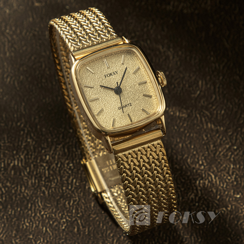 Women's Simple Style Quartz Watch with Steel Belt Square Dial Display Rectangle Alloy Case Lady Watch Custom Logo