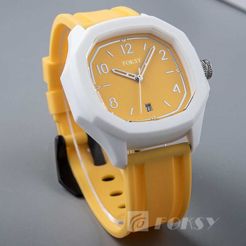 New Design Custom logo Silicone Strap Luxury Square Watch Men Quartz Wrirstwatch Sport Plastic Watch