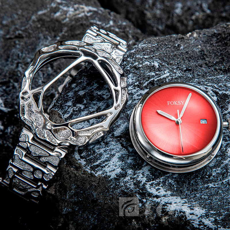 accurate quartz watch