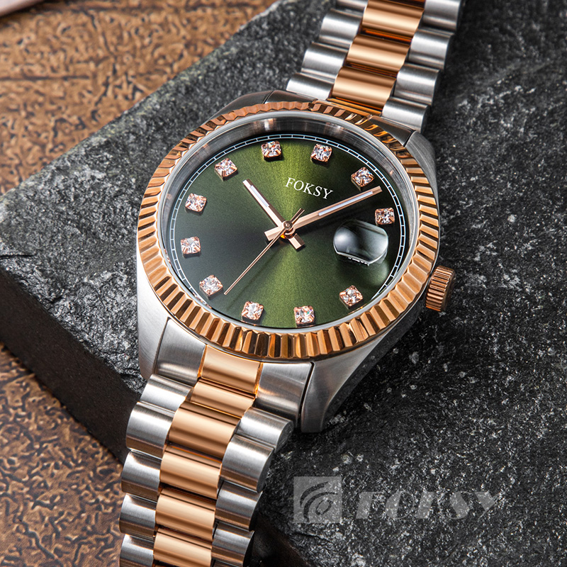 Custom Logo Men Wrist Manufacturer with Diamond Waterproof Casual Luxury Quartz Watches for Men