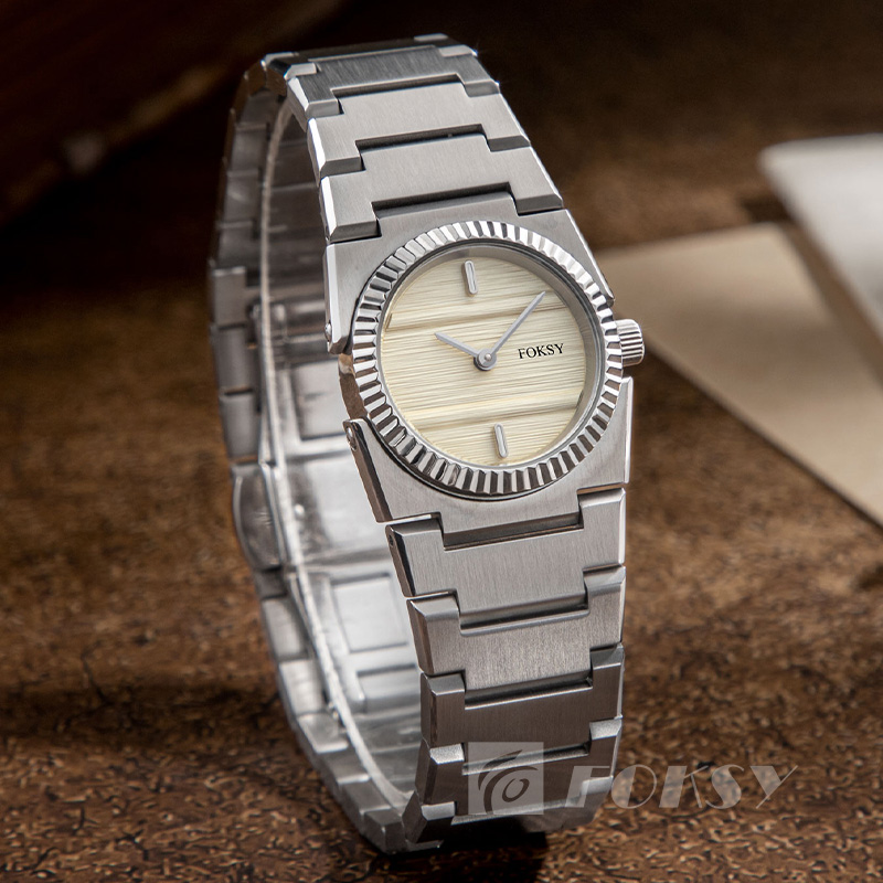 Factory Wholesale Luxury Women's Quartz Watch Custom Logo Stainless Steel Strap