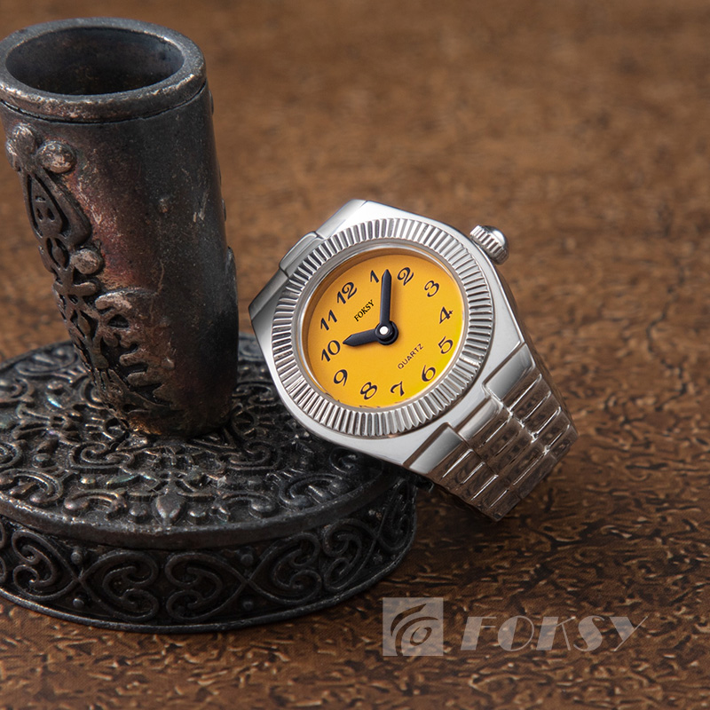 Wholesale Custom Finger Mini Elastic Strap Watches with Logo Retro Roman Quartz Mens Tone Rings Watch