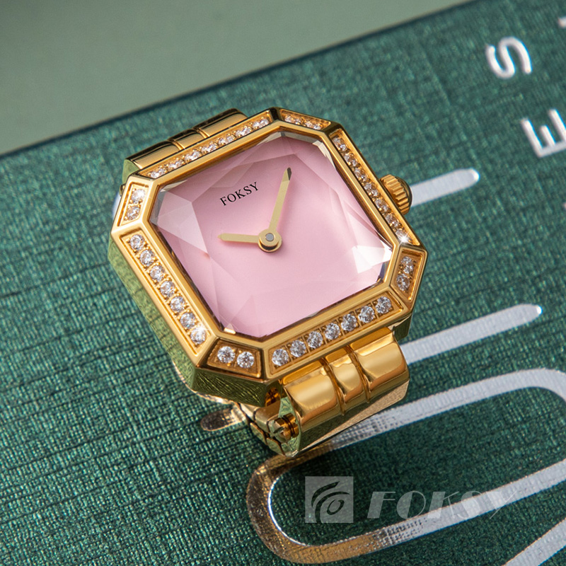 Custom Mini Hand Diamond Square Finger Tone Ring for Men and Women Luxury Quartz Watch with Personalized Logo