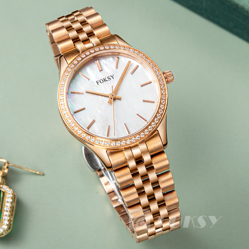 Custom Logo Luxury Diamond Quartz Watch for Women Fashionable Designer Wrist Watch for Ladies