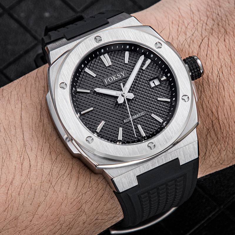 5ATM waterproof watch