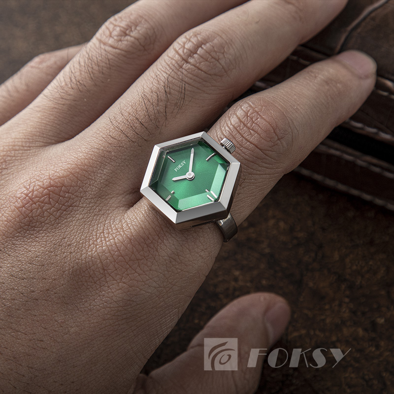 Fashionable mini green dial ring watch quartz creative exquisite accessories for men and women