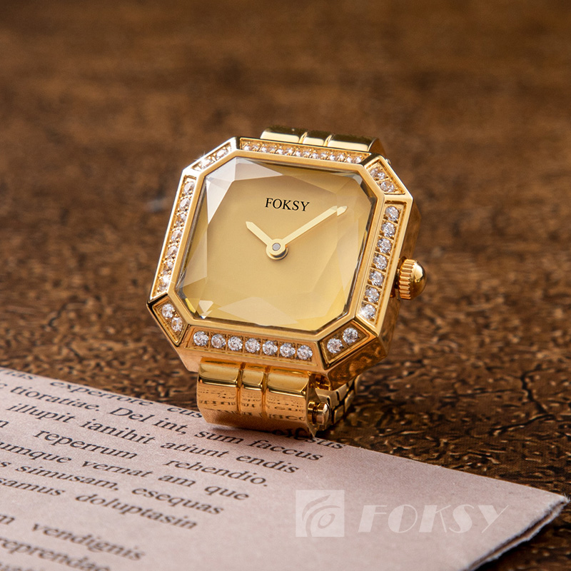 Customized quartz watches