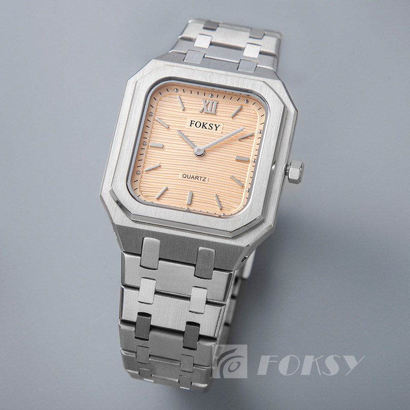 Customized quartz watches