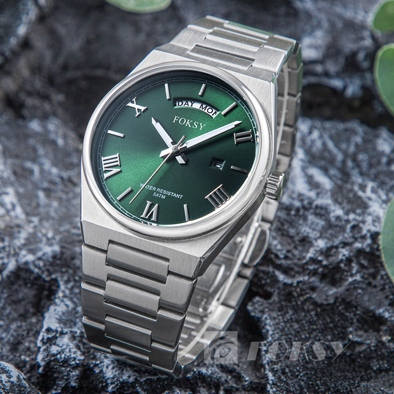 Factory OEM Customized  Quartz Movement Watches For Men of Calendar Function Wholesale Watches