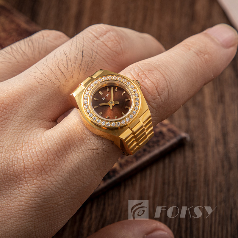 Customized OEM Men's and Women‘s Ring Watches Wholesale Business Leisure Style Round Case Rose Gold Silver Color