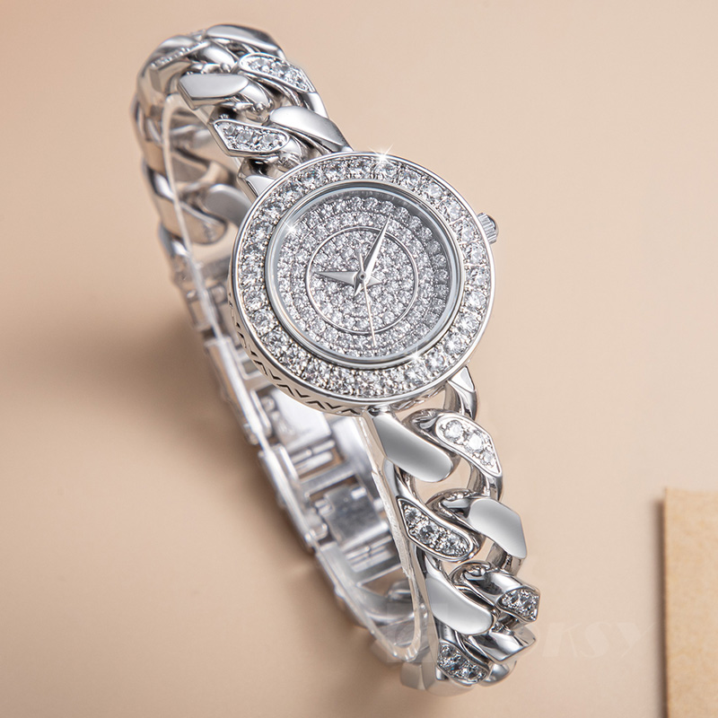 Custom Women Watch Quartz Watch Stainless Steel 5ATM Luxury Diamond Bracelet Watch W0181