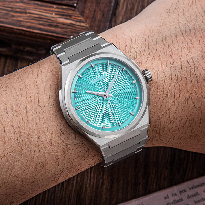 Men Watch Quartz Watch Stainless Steel 5ATM Fashion Leisure Watch 632-7-1047