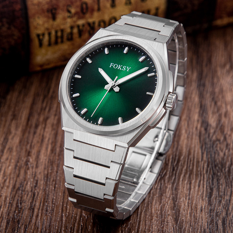 Custom Men Watch Quartz Watch Stainless Steel Silicone 5ATM Luxury Gradient Dial Watch 632-7-1049