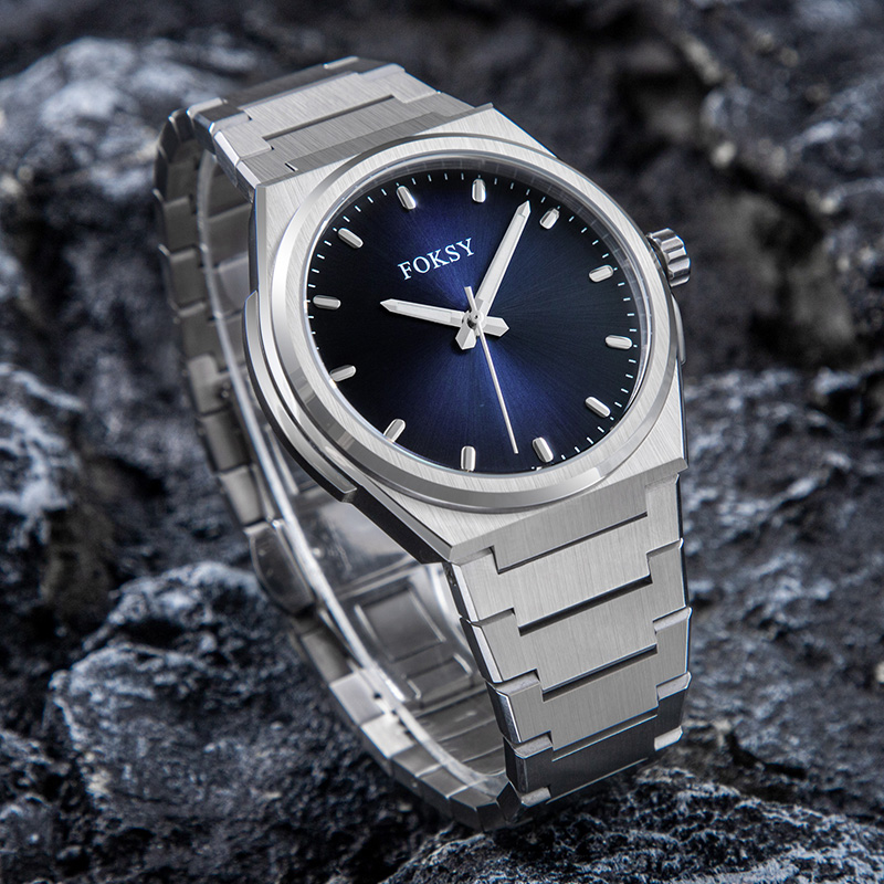 Custom Men Watch Quartz Watch Stainless Steel Silicone 5ATM Luxury Gradient Dial Watch 632-7-1049