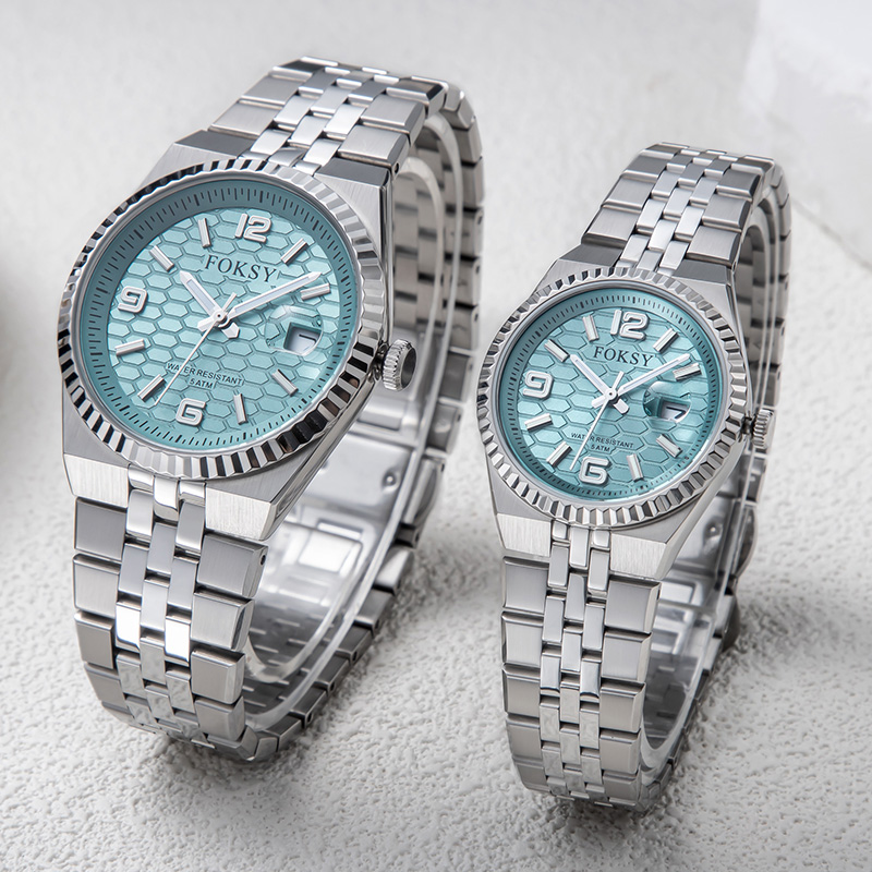 Couple Watches Quartz Watch Stainless Steel 5ATM Waterproof Business Leisure Date Display 689-7-1001 / 233-7-1001