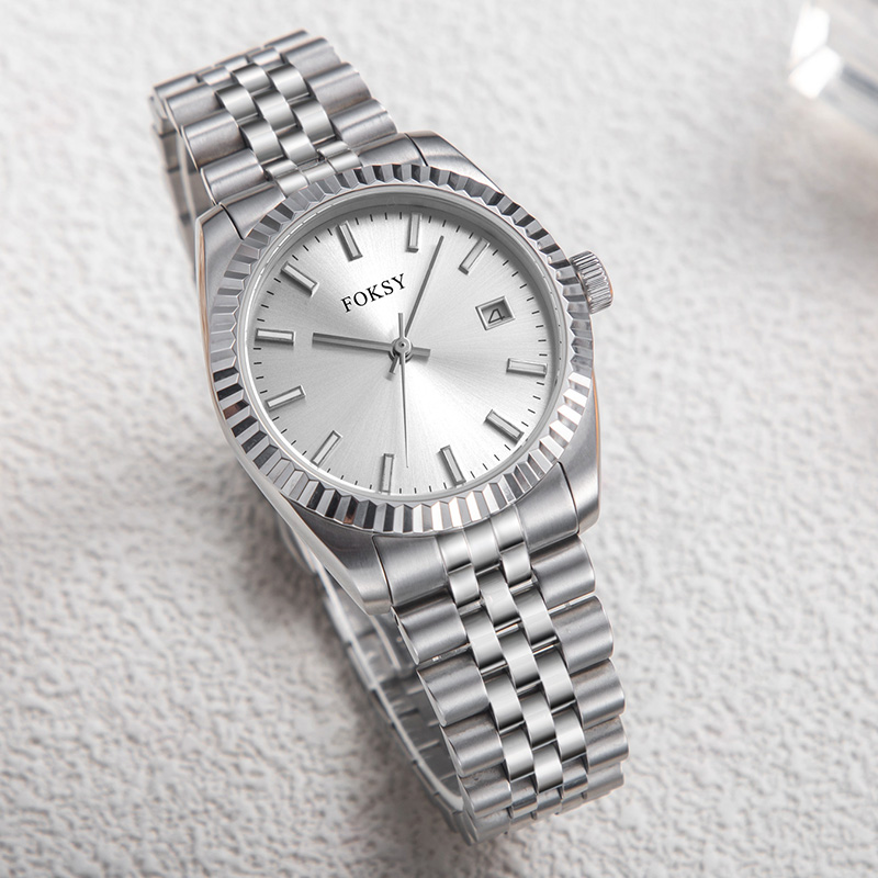 ODM Women Quartz Watch Stainless Steel 5ATM Customizable Logo