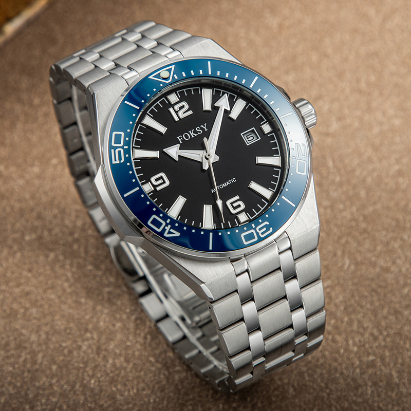 Diver Men&rsquo;s Wrist Watch With Rotating Timing Bezel ODM Customizable 711-6-1001